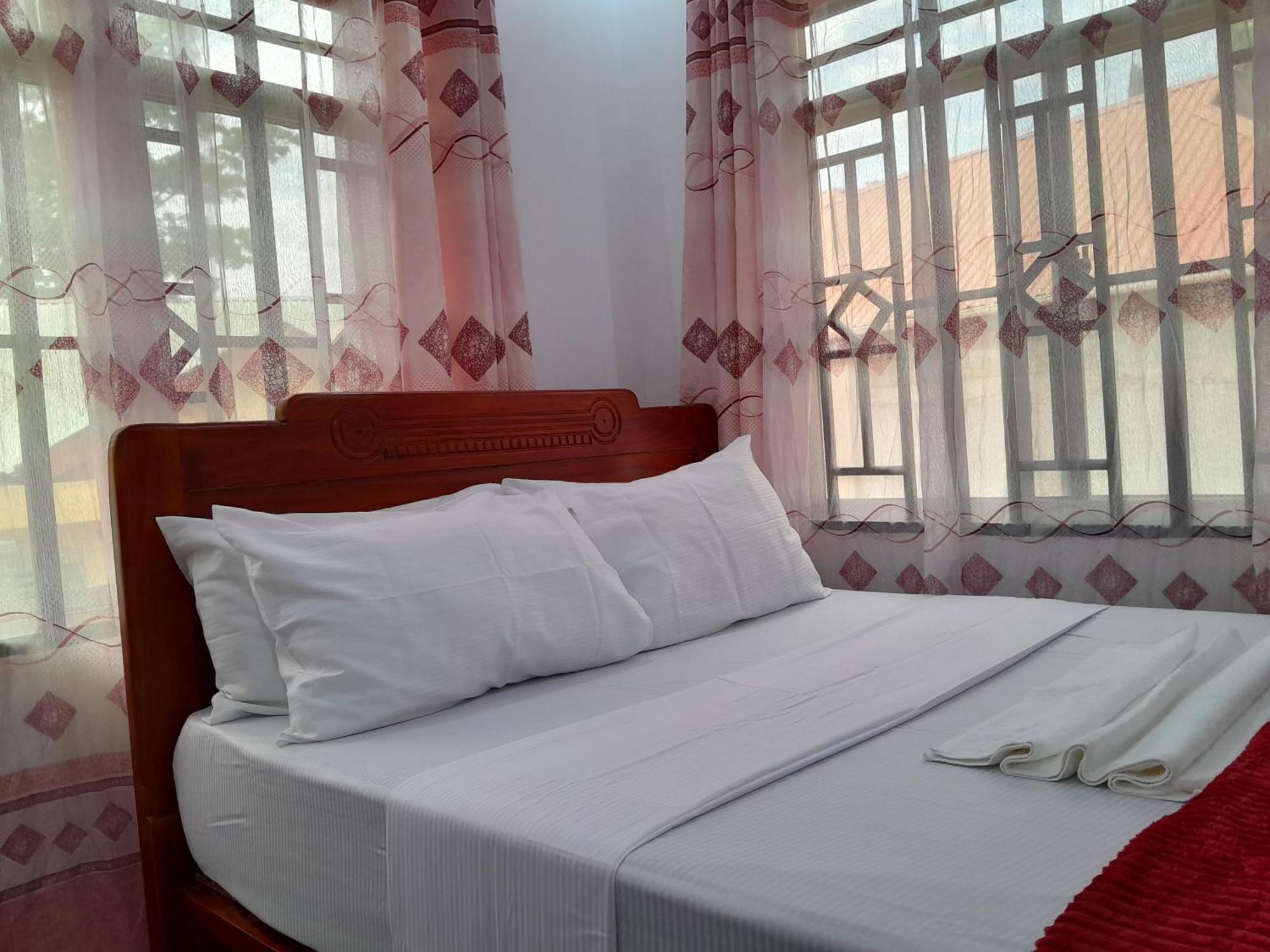 Valley Breeze Hotel Dar es Salaam Exterior foto